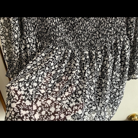 Torrid Peasant Top - Picture 4 of 7